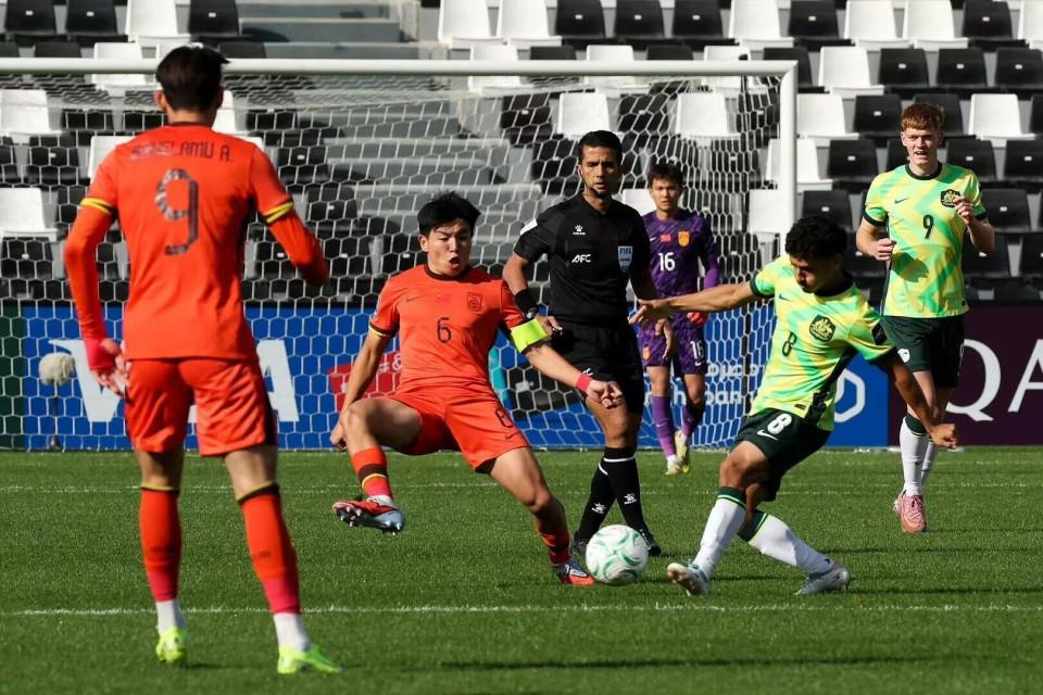 开云体育APP-1月17日亚洲杯1/4决赛+直播： 国足VS乌兹别克，李昊是头号功臣